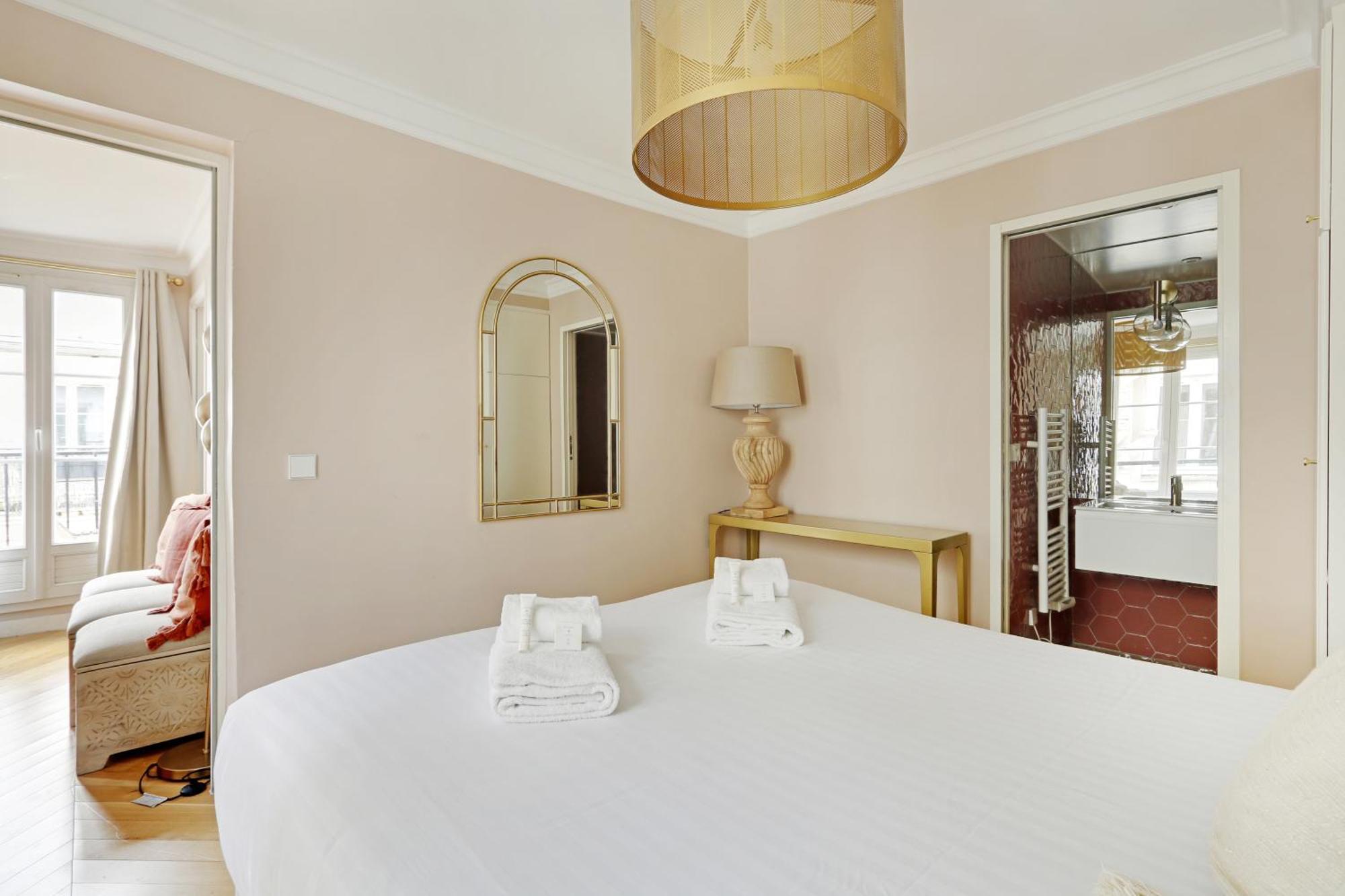 Pick A Flat's In Opera Saint Lazarre - Rue De L'isly Parigi