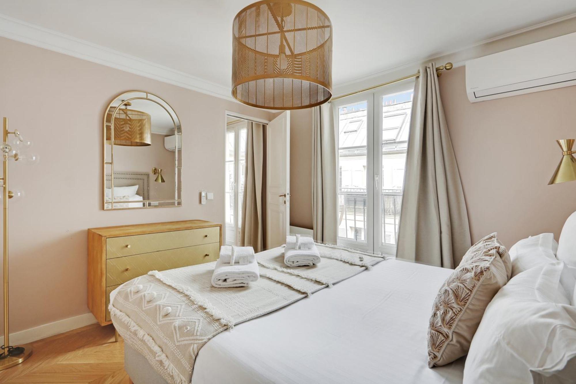 Pick A Flat's In Opera Saint Lazarre - Rue De L'isly Parigi